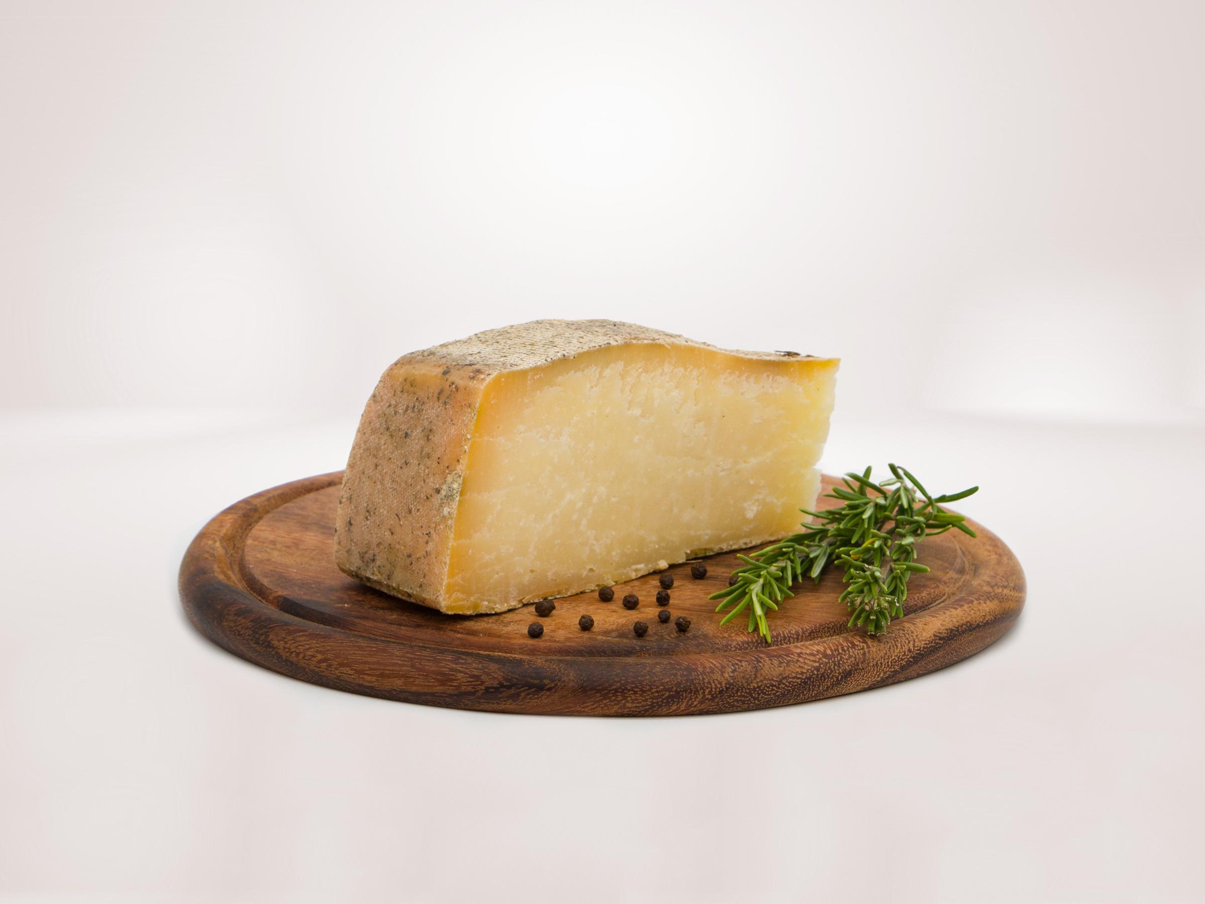 Formaggio fieno