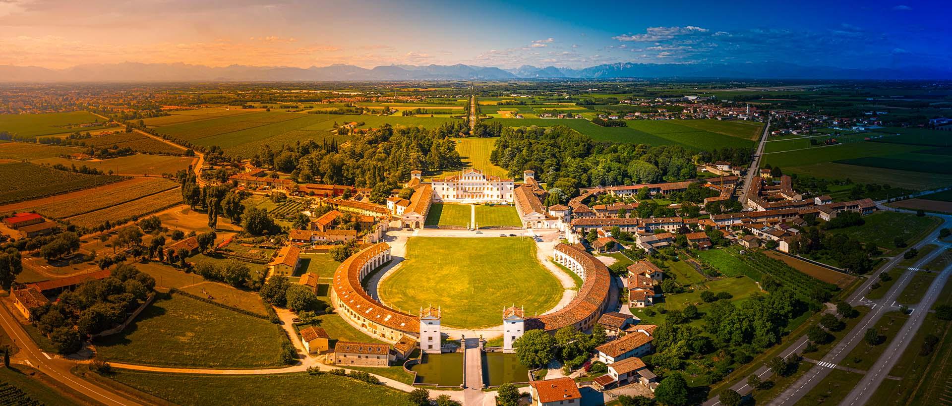 Villa Manin dall'alto