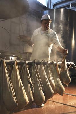 lavorazioni caseificio sociale alto but