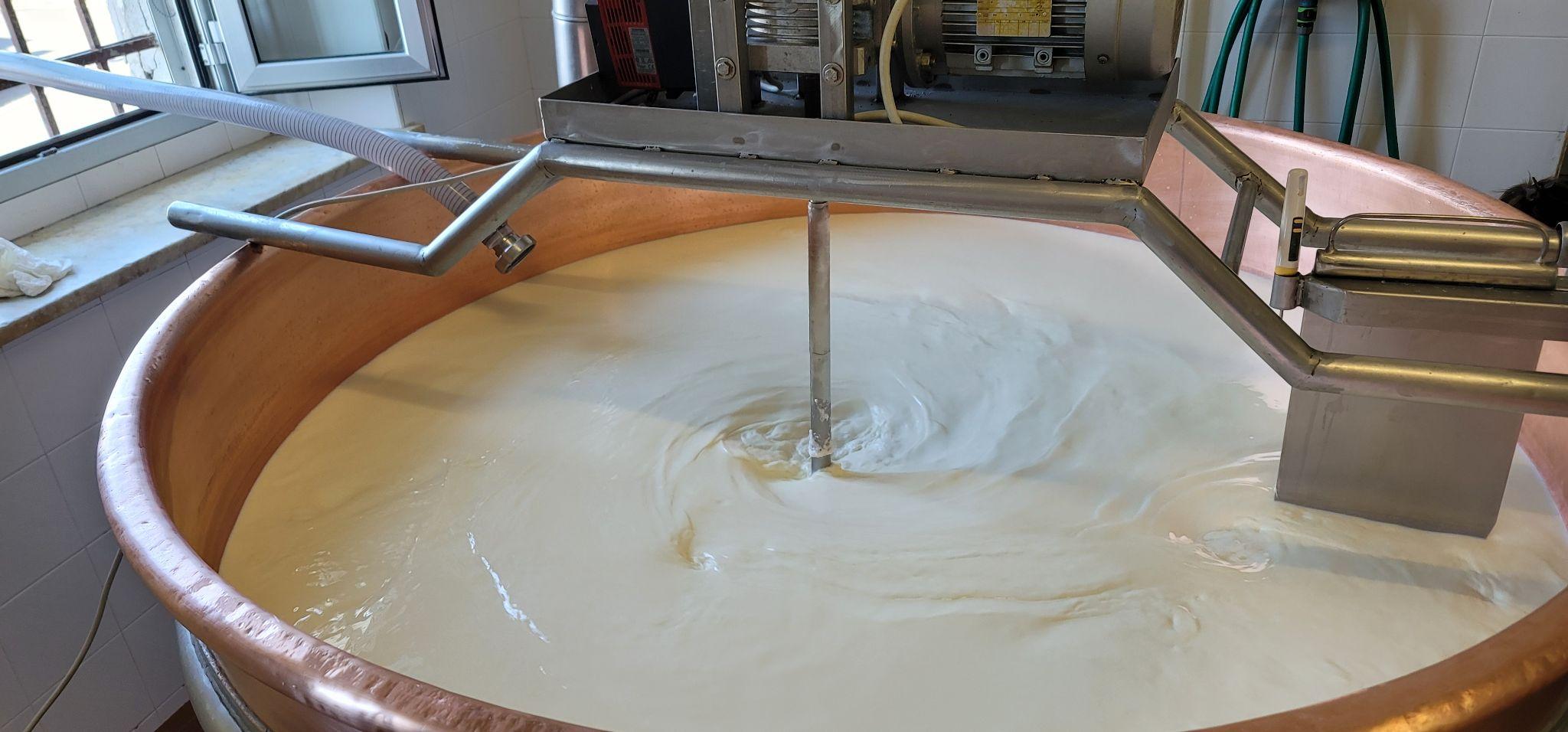 moseanda cucchiaro latte