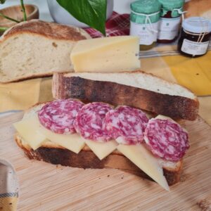 panino montasio salame friulano