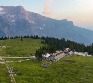 Malga Montasio sull'Altopiano del Montasio